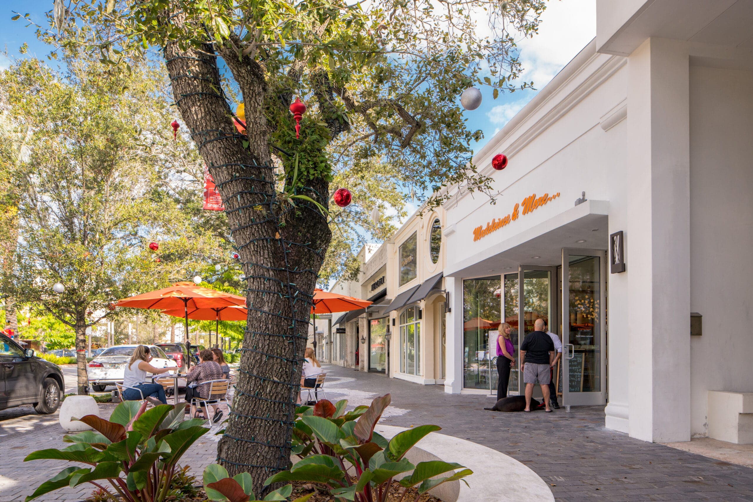 Miracle Mile Shopping